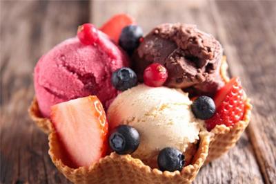 羅曼蒂雪冰淇淋加盟與美希茶加盟 雙品牌創(chuàng)業(yè)機會解析